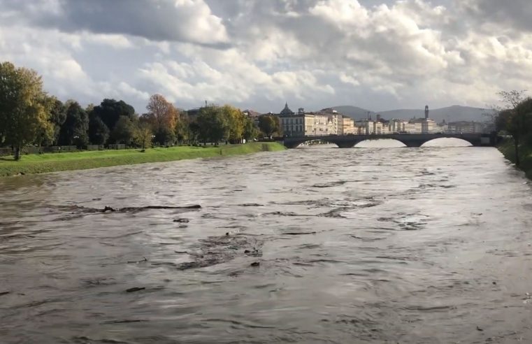 FIRENZE – Piena del fiume ARNO del 17 Novembre 2019