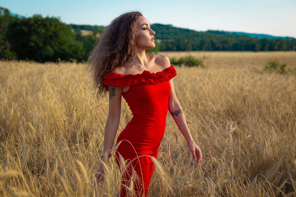 shooting in toscana, servizio fotografico in val d'orcia, pienza, san quirico, montepulciano, vitaleta, fotografo marco ciofalo