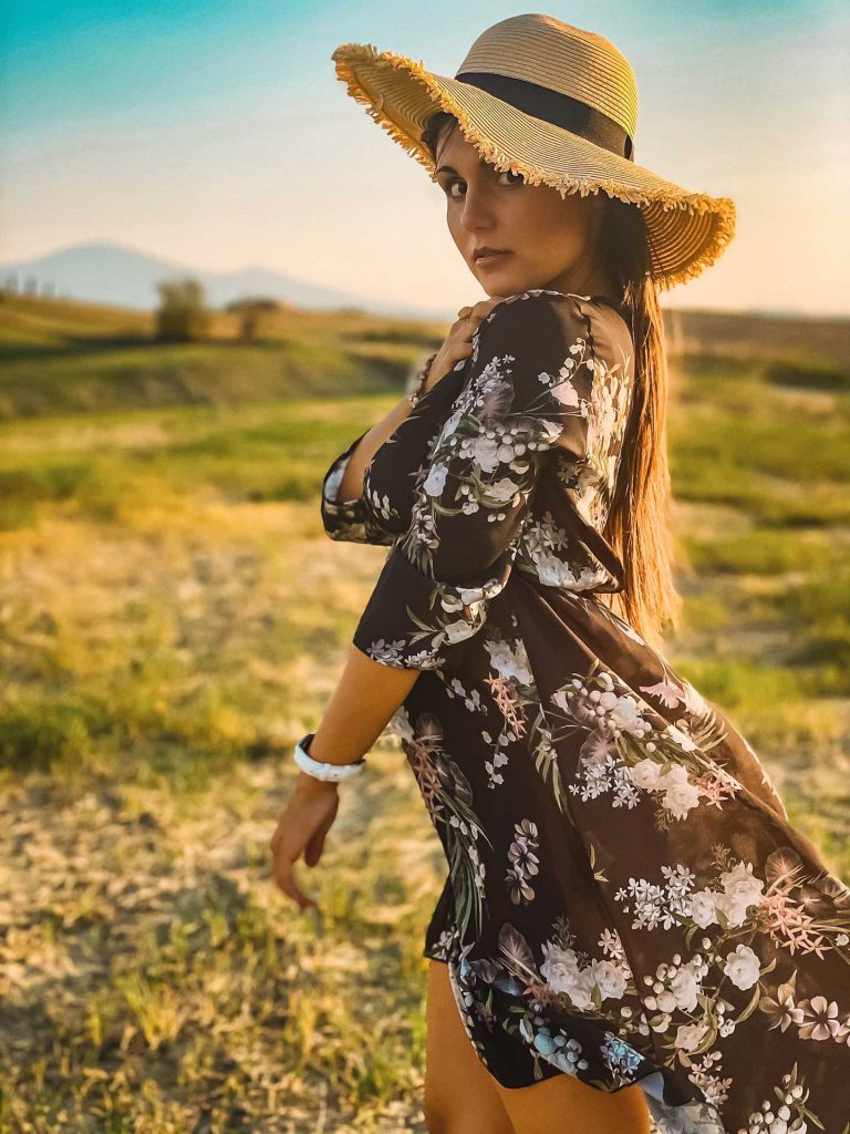 shooting in toscana, servizio fotografico in val d'orcia, pienza, san quirico, montepulciano, vitaleta, fotografo marco ciofalo