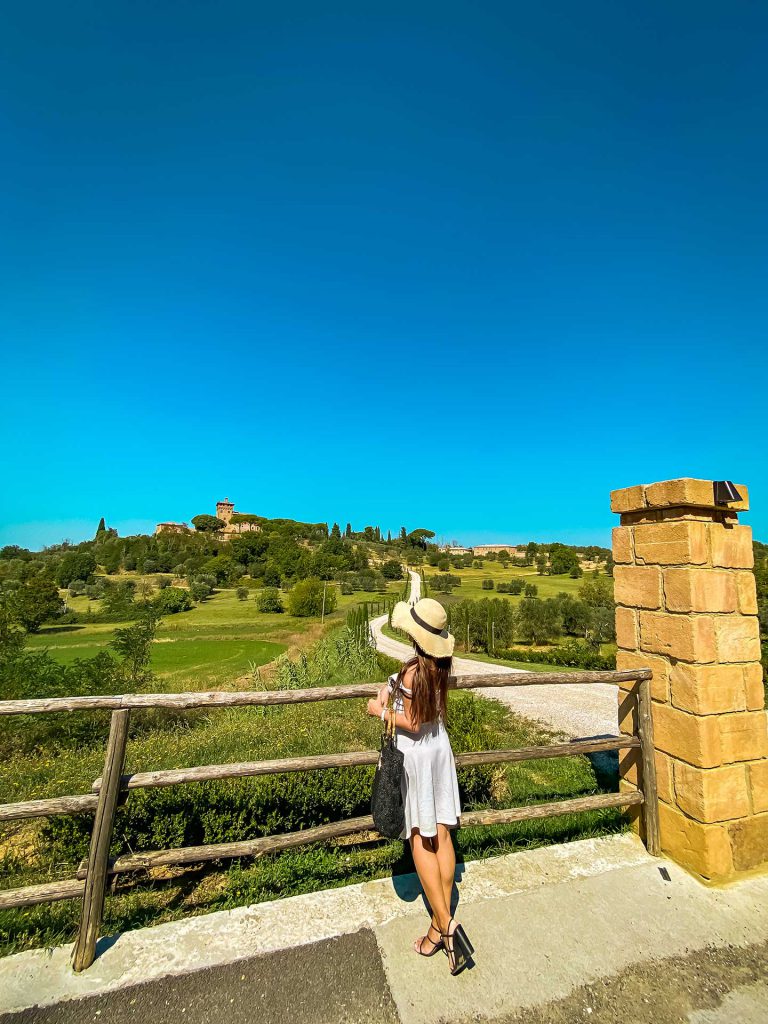 shooting in toscana, servizio fotografico in val d'orcia, pienza, san quirico, montepulciano, vitaleta, fotografo marco ciofalo